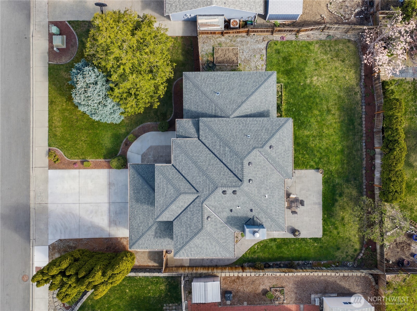 1929 Hideaway Place , Wenatchee, WA 98801