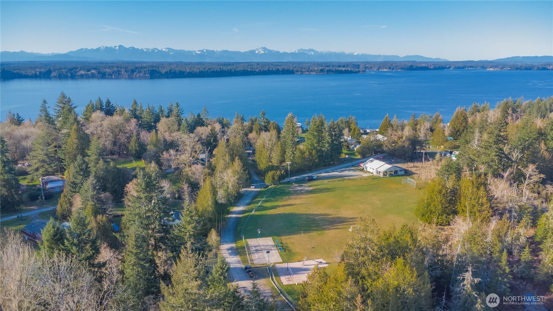 826 E Herron Blvd NW , Lakebay, WA 98349