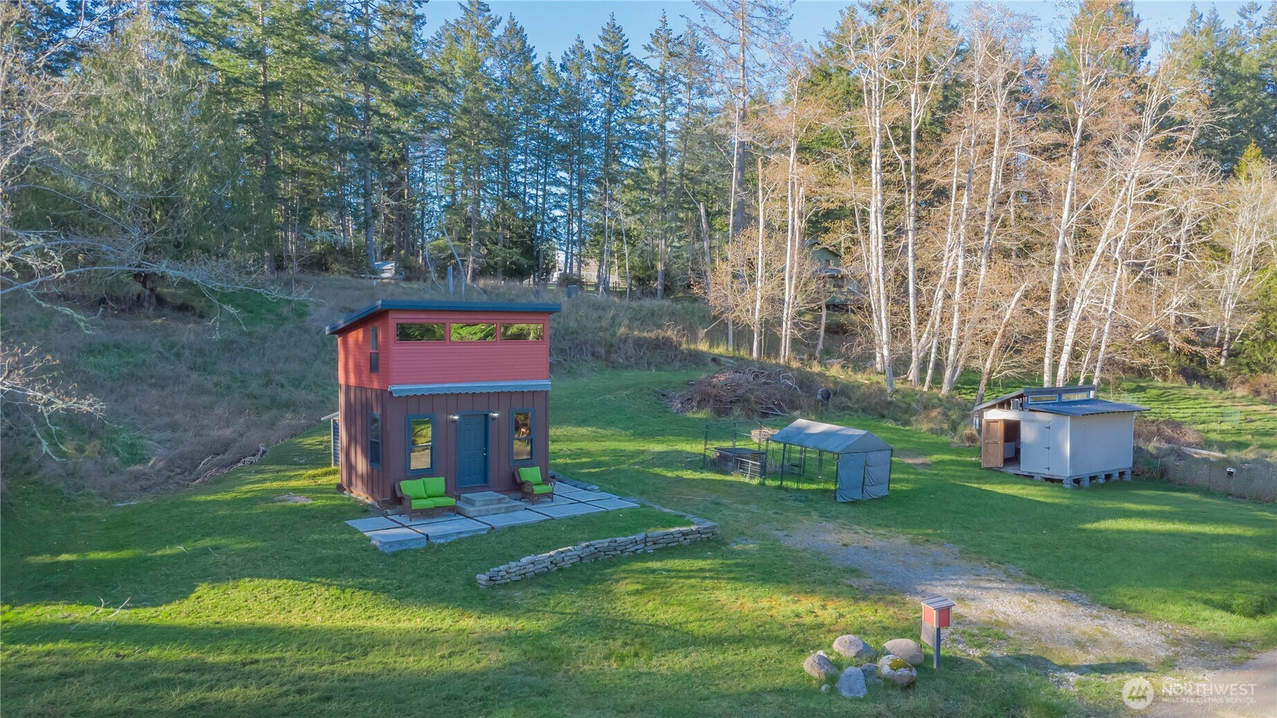 826 E Herron Blvd NW , Lakebay, WA 98349