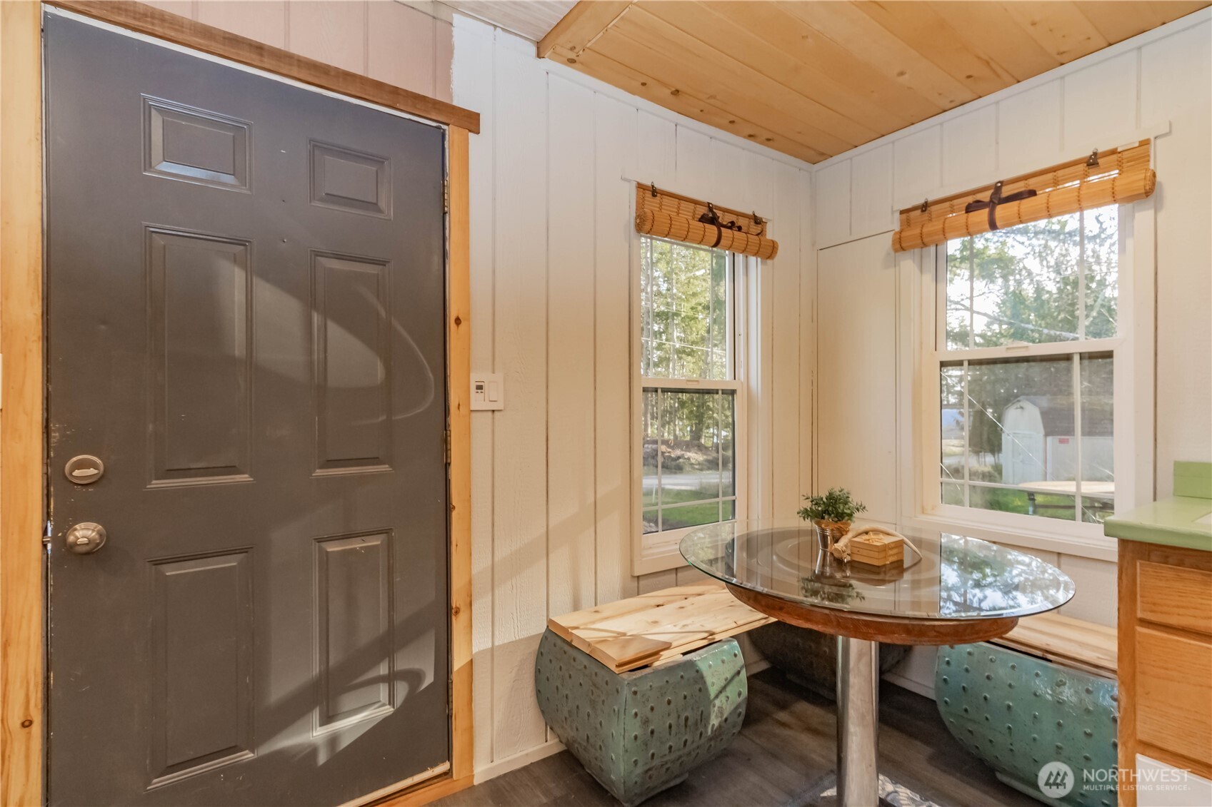 826 E Herron Blvd NW , Lakebay, WA 98349