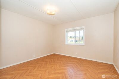 1002 Riepma Avenue , Oak Harbor, WA 98277 - Photo 14