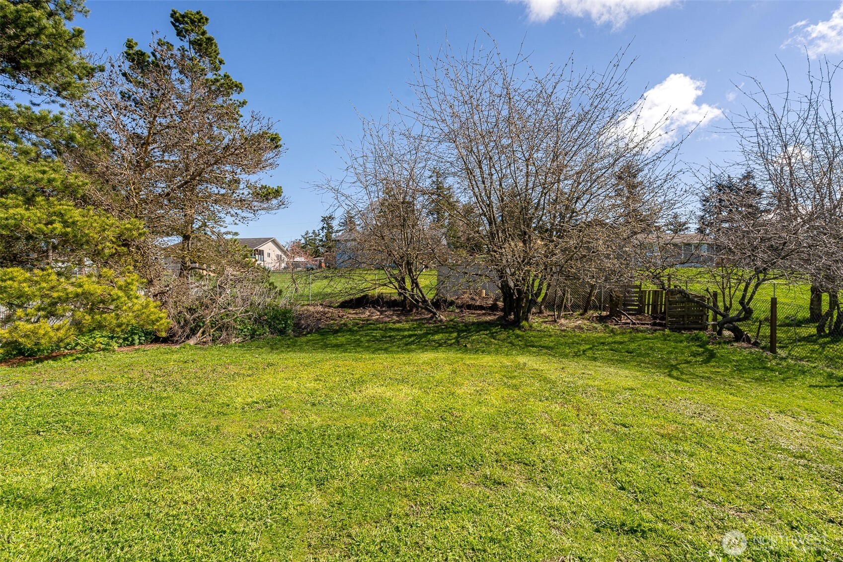 1002 Riepma Avenue , Oak Harbor, WA 98277