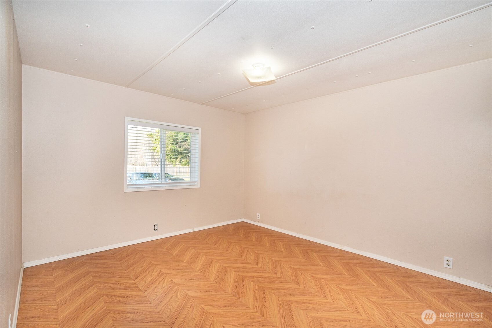 1002 Riepma Avenue , Oak Harbor, WA 98277