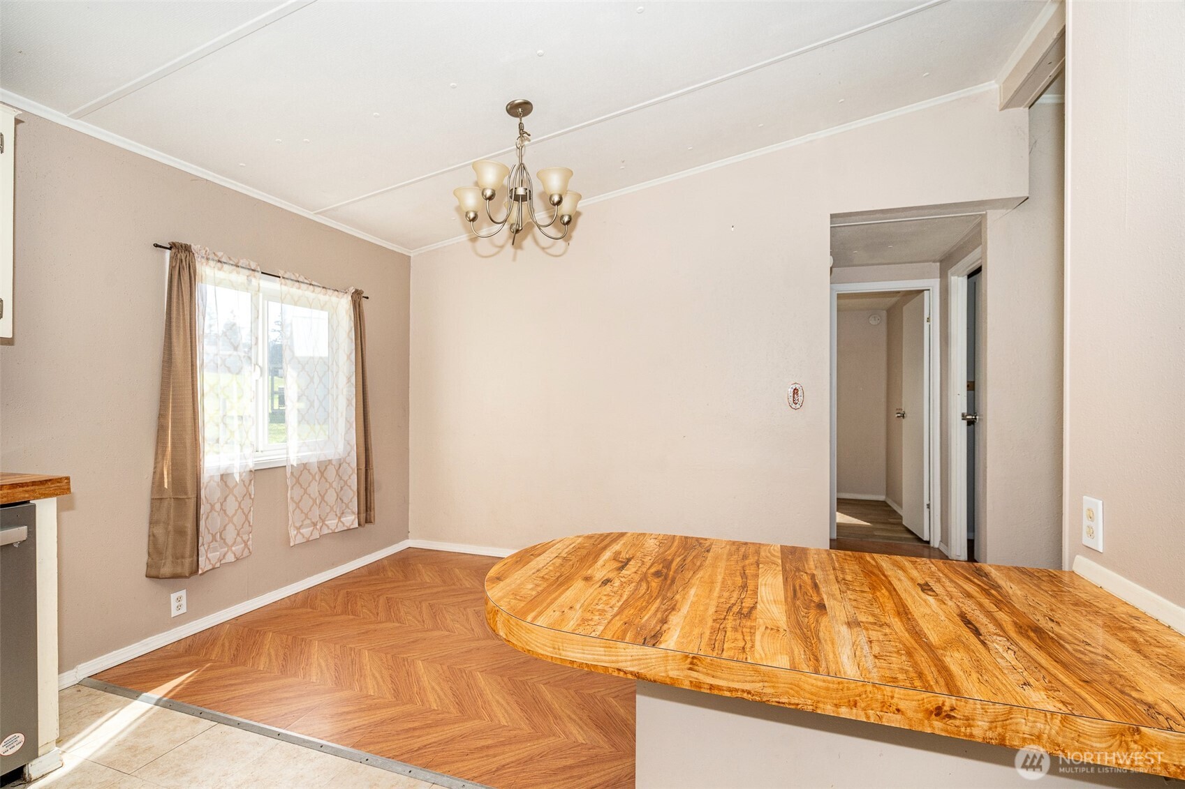 1002 Riepma Avenue , Oak Harbor, WA 98277