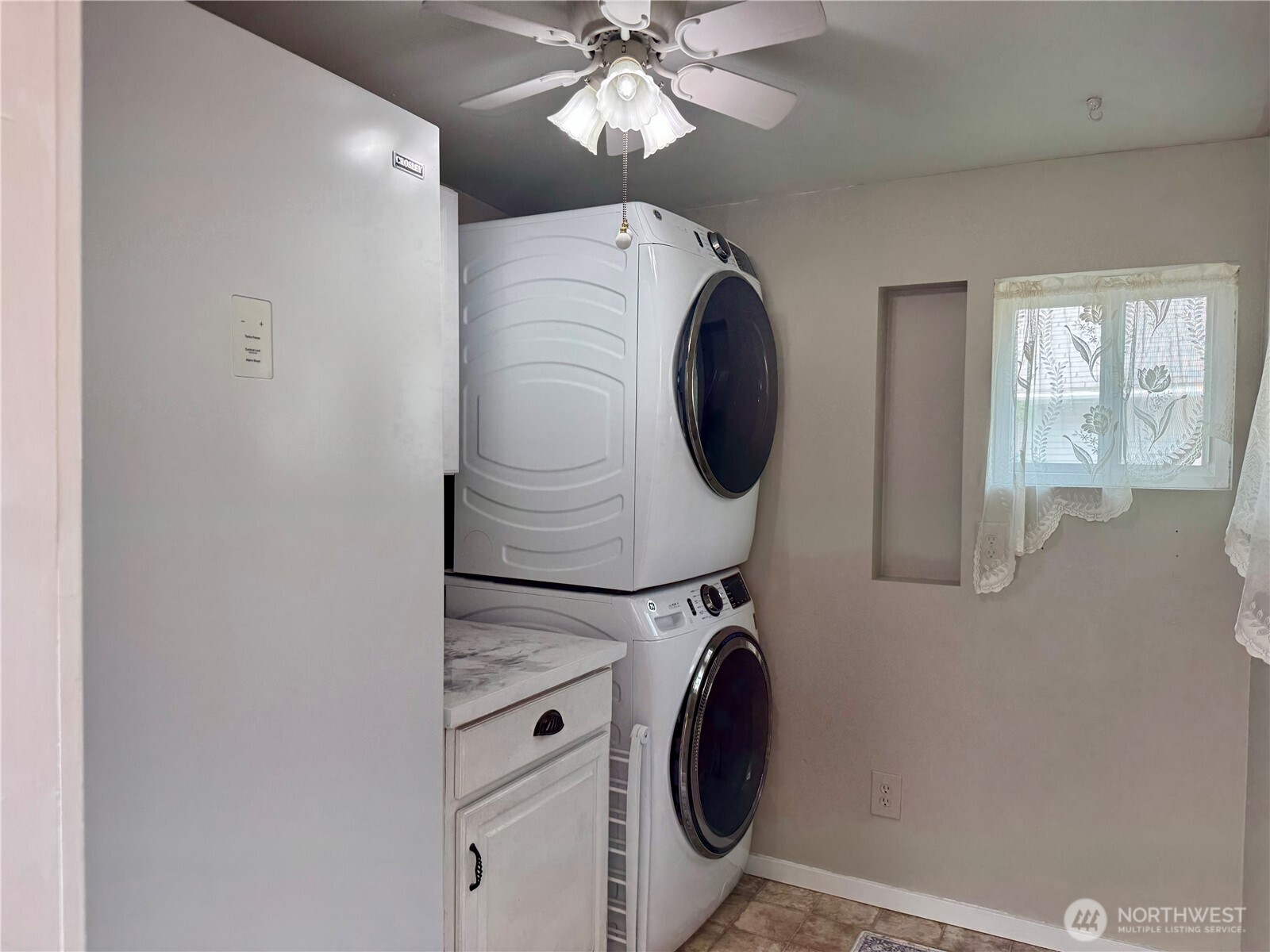 403 NW Main Avenue , Wilbur, WA 99185