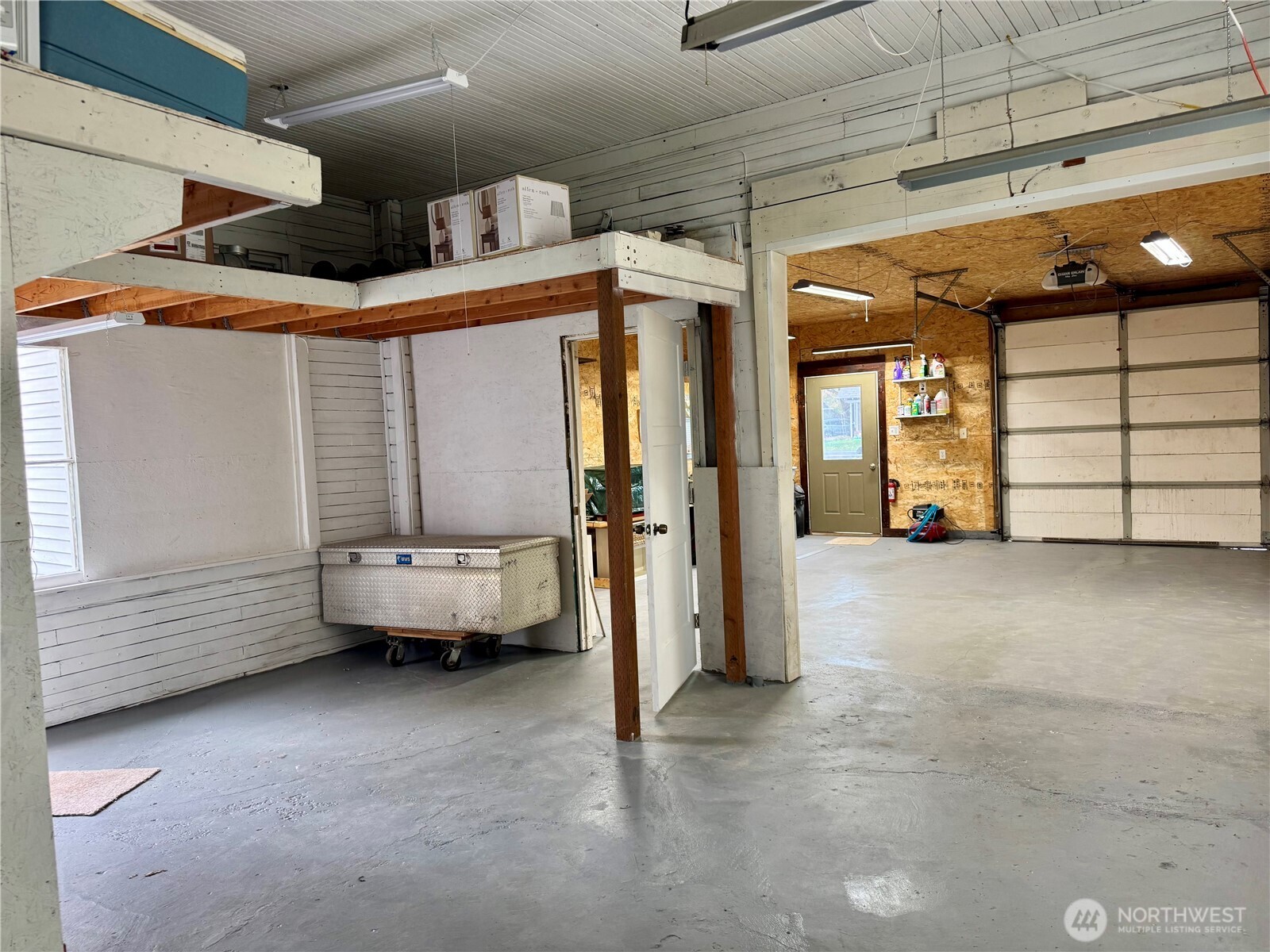 403 NW Main Avenue , Wilbur, WA 99185