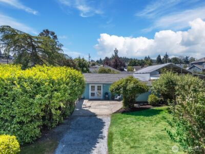 805 36th Street , Anacortes, WA 98221 - Photo 2