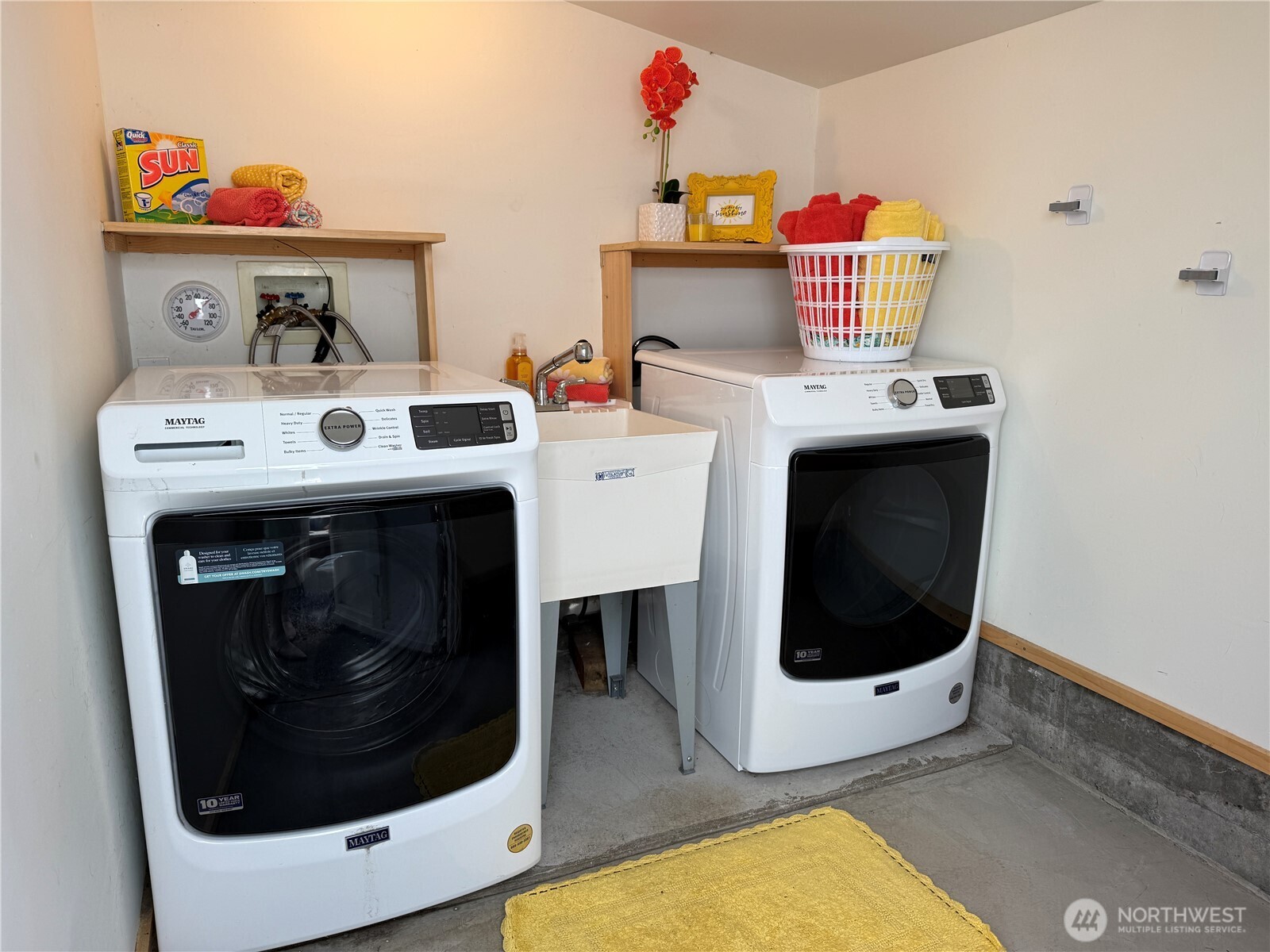 805 36th Street , Anacortes, WA 98221