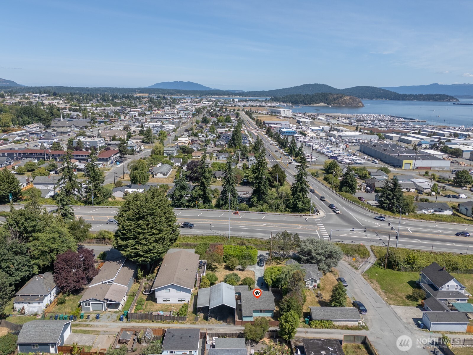 805 36th Street , Anacortes, WA 98221