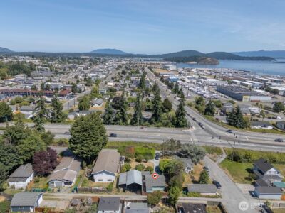 805 36th Street , Anacortes, WA 98221 - Photo 29
