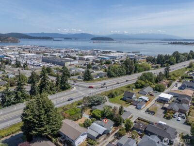 805 36th Street , Anacortes, WA 98221 - Photo 31