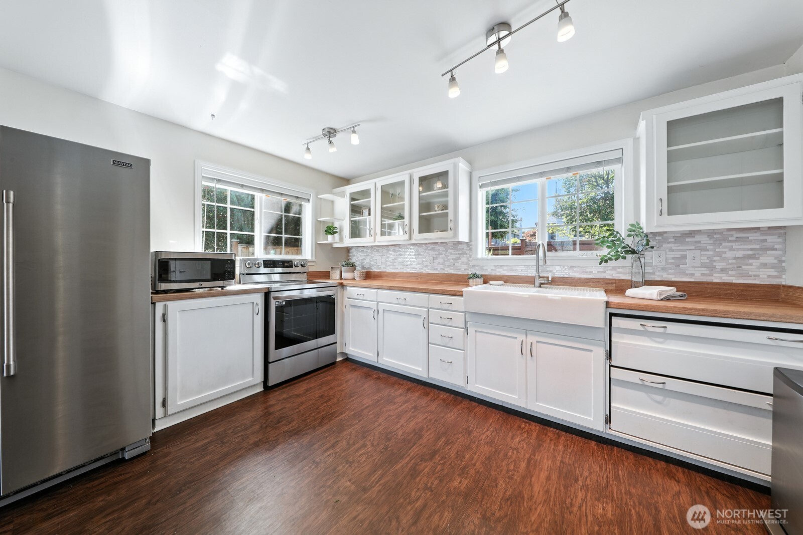 805 36th Street , Anacortes, WA 98221