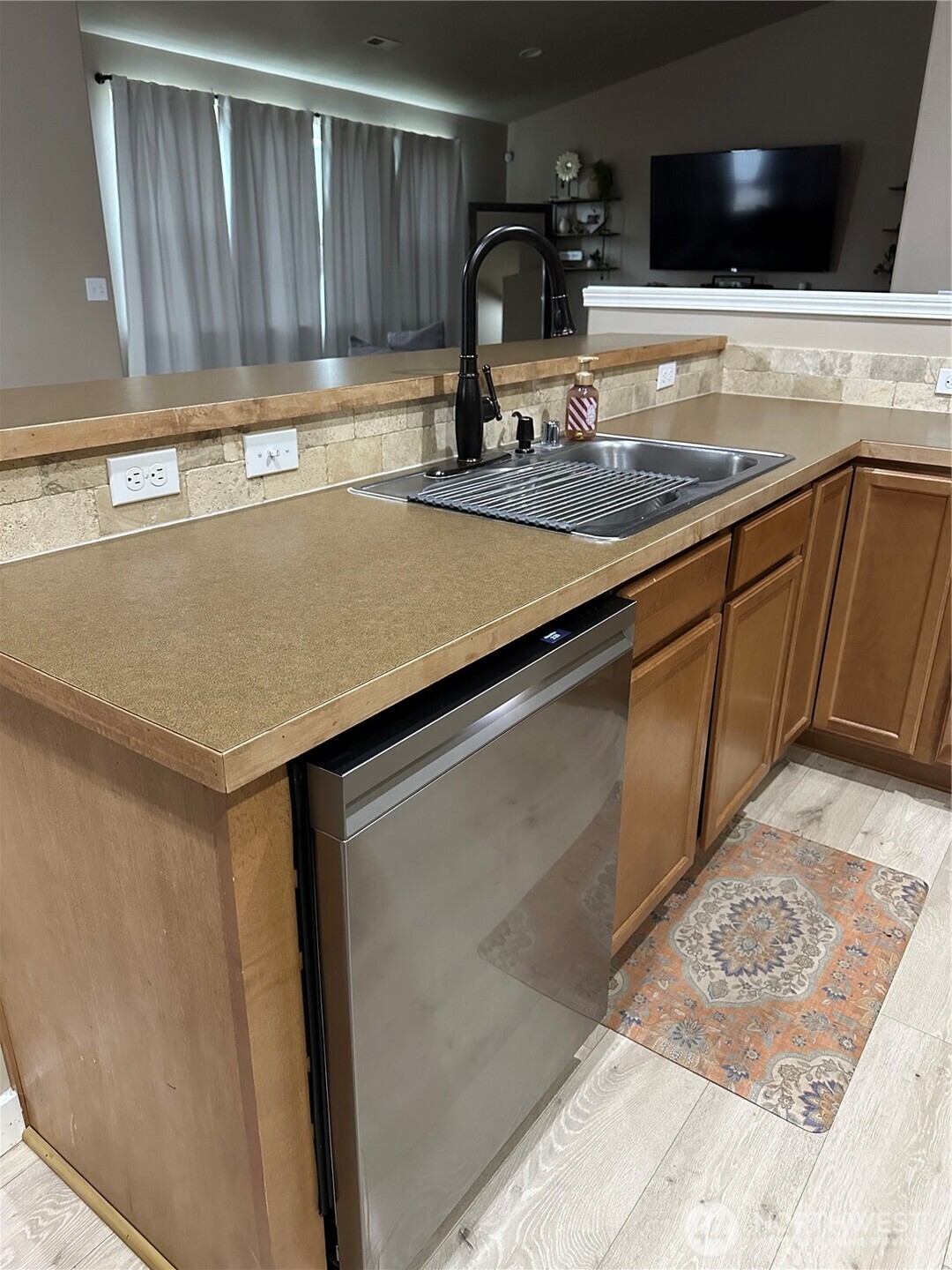 1324 E Polk Court , Moses Lake, WA 98837