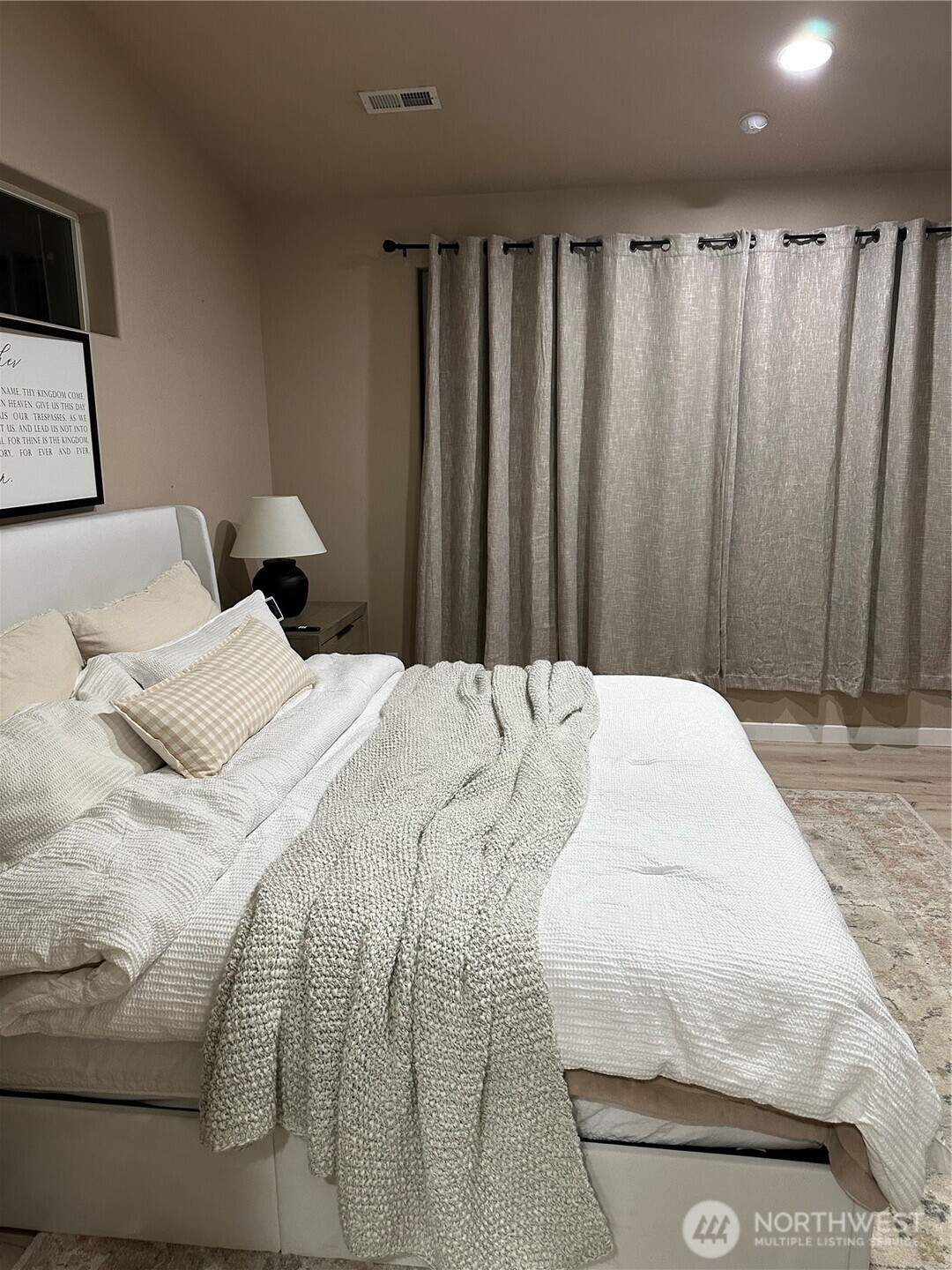 1324 E Polk Court , Moses Lake, WA 98837