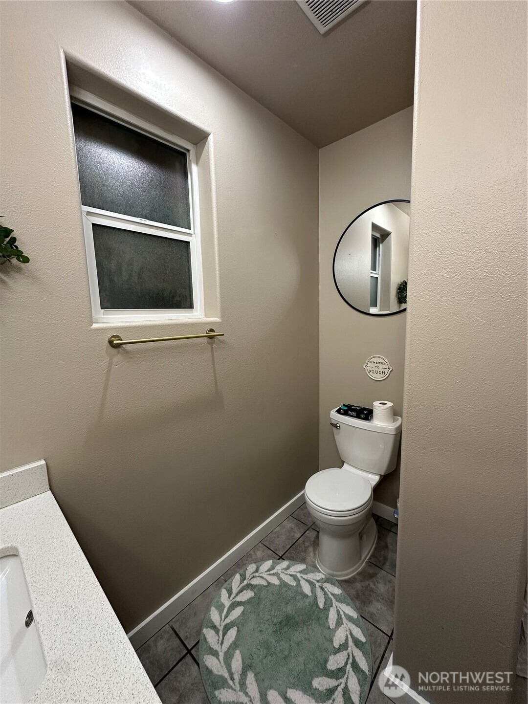 1324 E Polk Court , Moses Lake, WA 98837