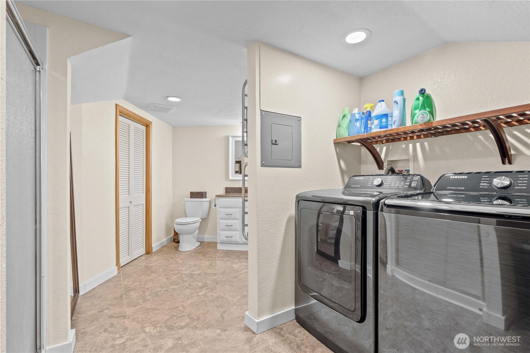 357 N Sylvia Street , Montesano, WA 98563