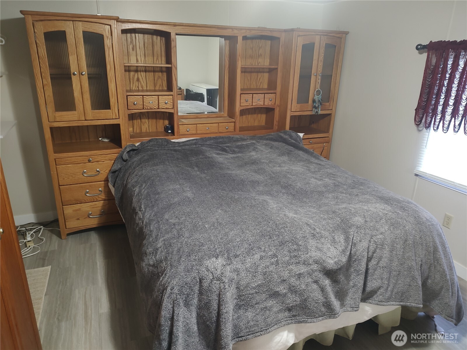 450 N Duckabush Drive E, Hoodsport, WA 98548