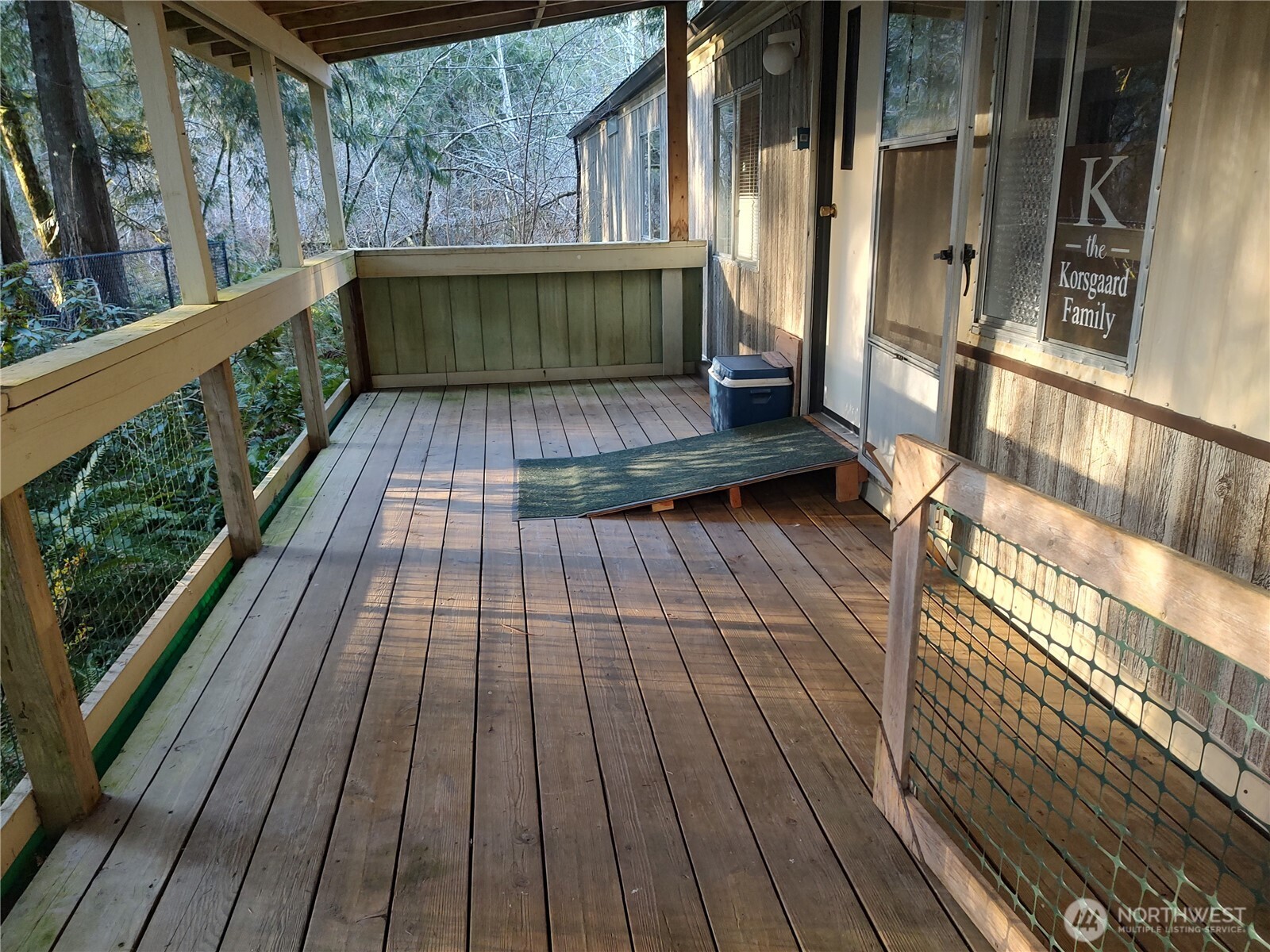 450 N Duckabush Drive E, Hoodsport, WA 98548