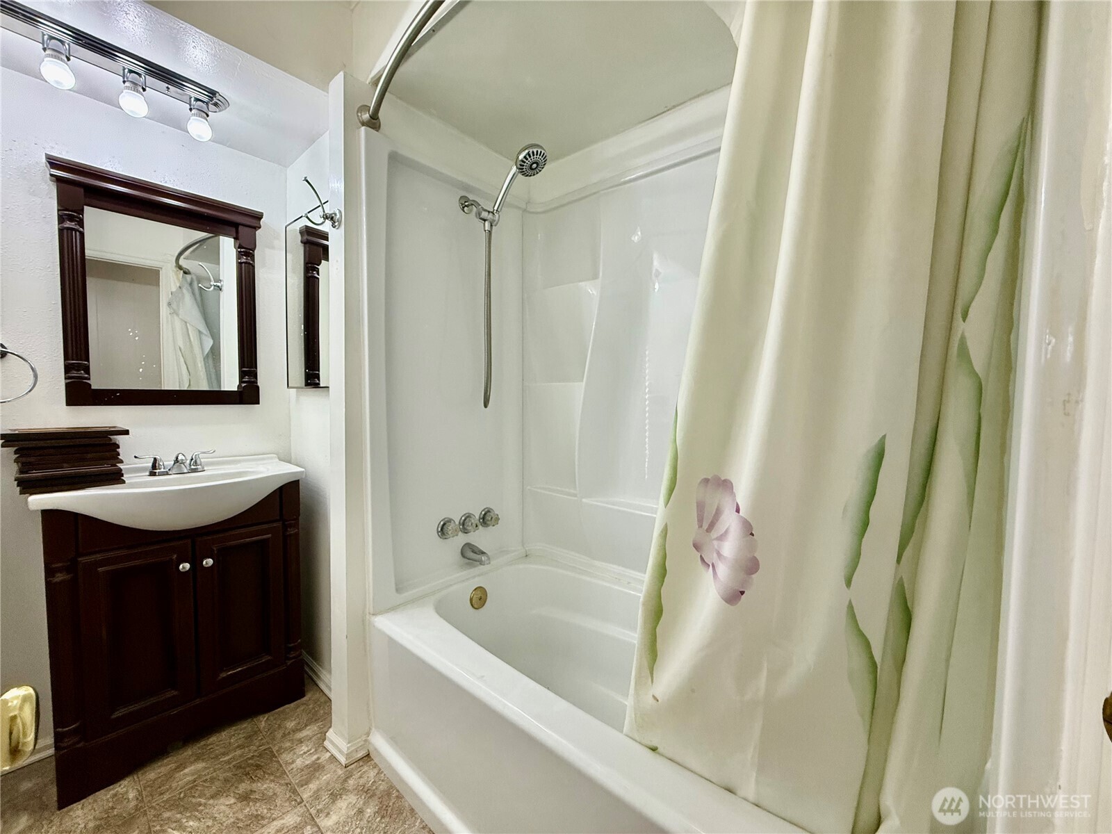 3909 E Fourth Plain Boulevard , Vancouver, WA 98661