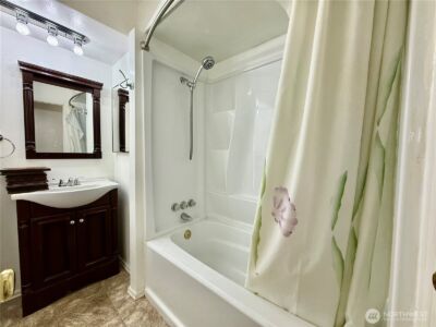 3909 E Fourth Plain Boulevard , Vancouver, WA 98661 - Photo 15