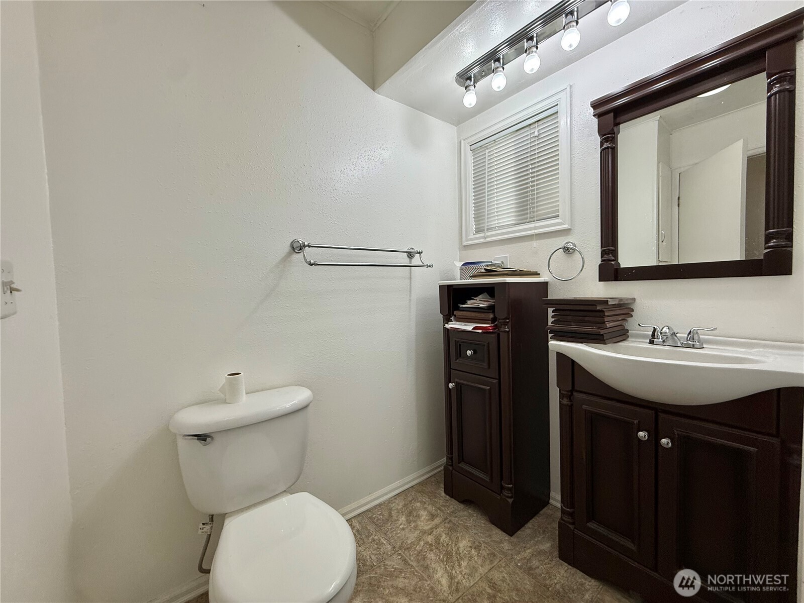 3909 E Fourth Plain Boulevard , Vancouver, WA 98661