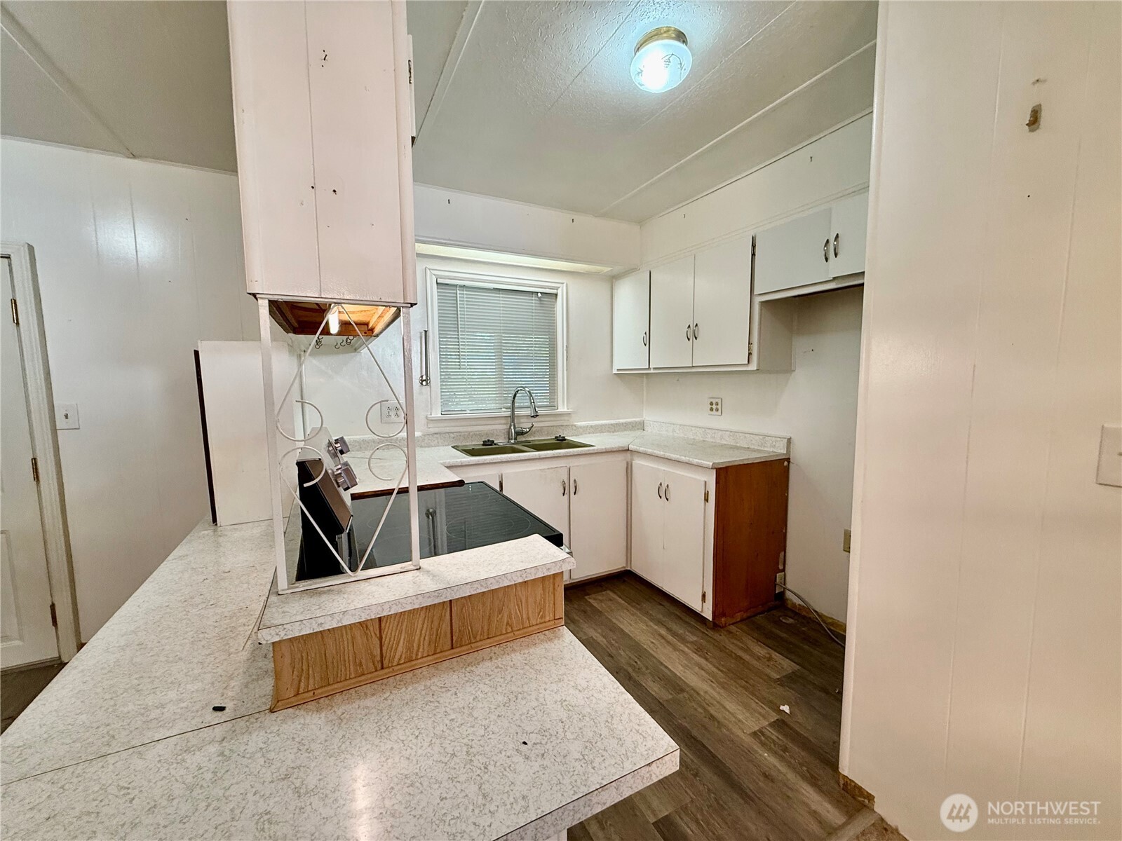 3909 E Fourth Plain Boulevard , Vancouver, WA 98661