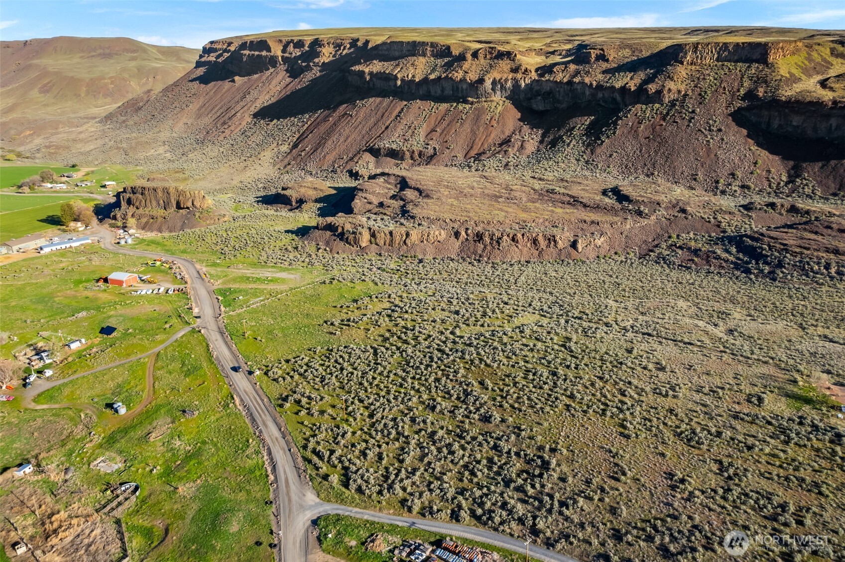 131 Wagon Road , Palisades, WA 98845