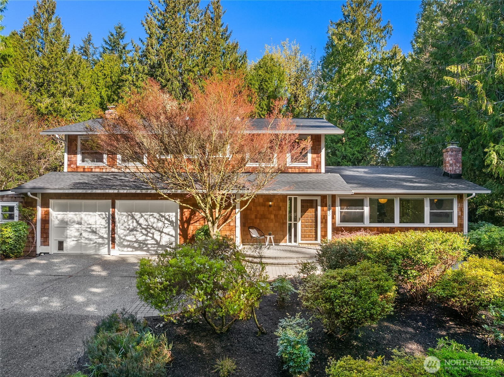 6490 NE Dapple Court , Bainbridge Island, WA 98110