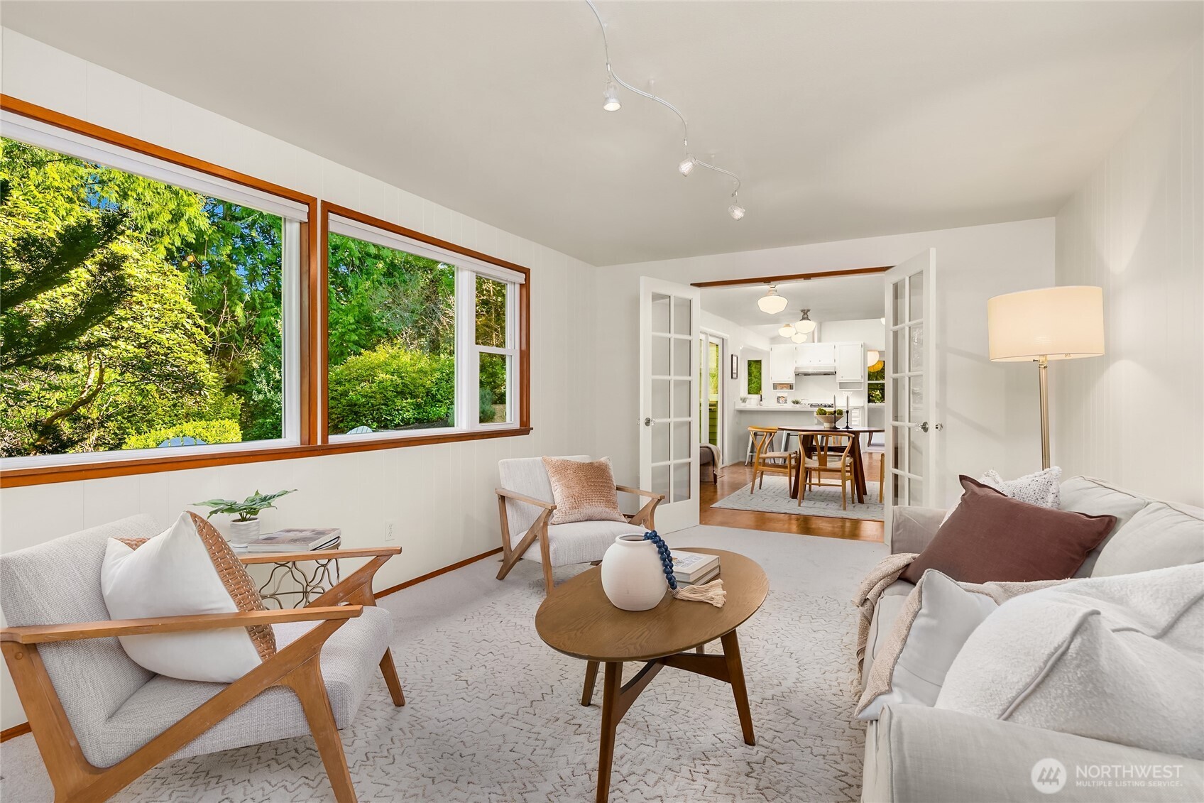 6490 NE Dapple Court , Bainbridge Island, WA 98110