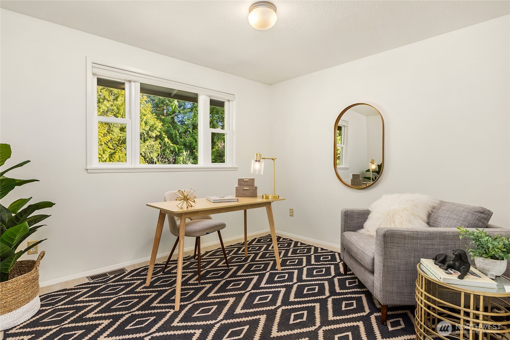 6490 NE Dapple Court , Bainbridge Island, WA 98110