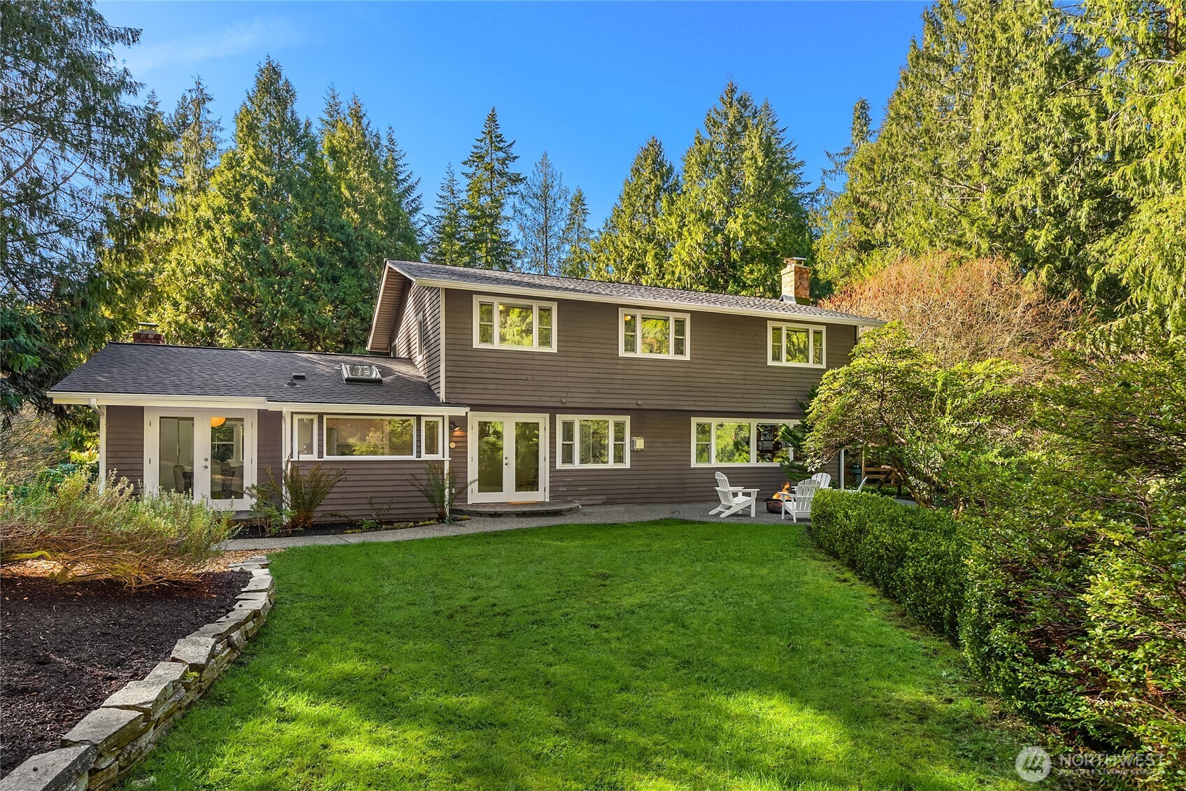 6490 NE Dapple Court , Bainbridge Island, WA 98110
