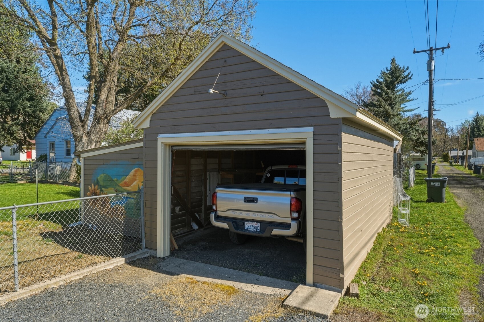 117 W Richmond Avenue , Dayton, WA 99328