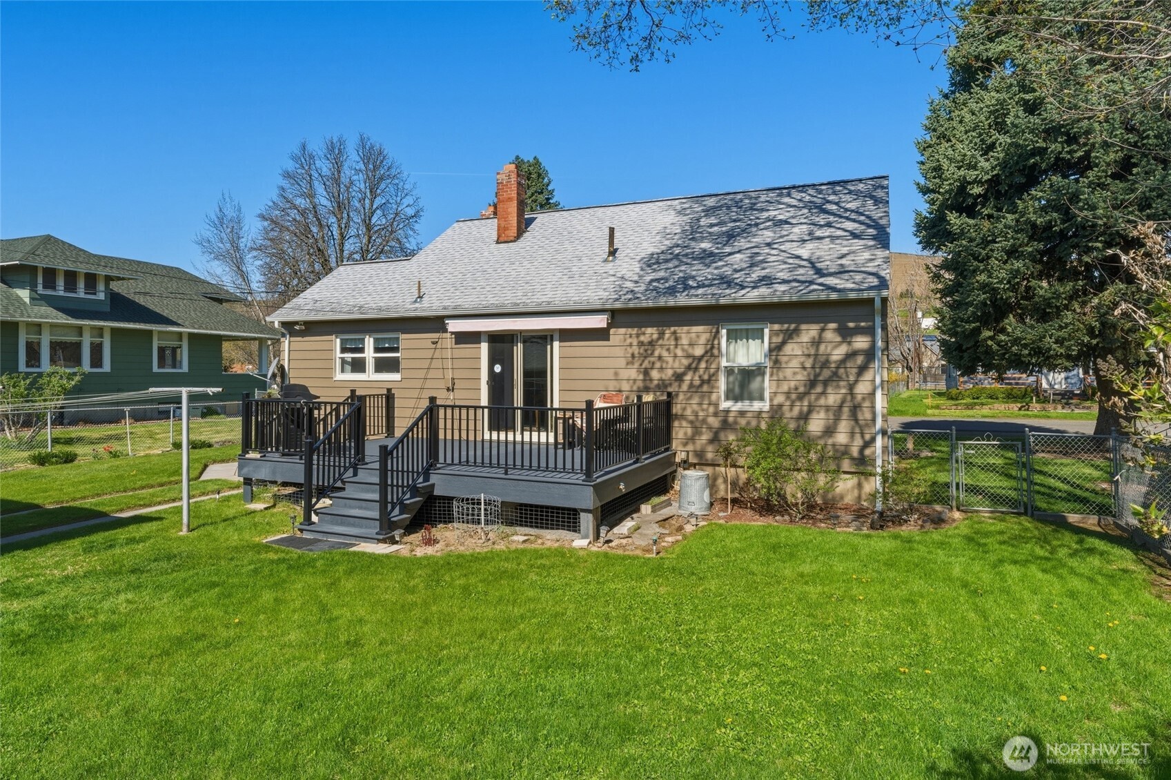 117 W Richmond Avenue , Dayton, WA 99328