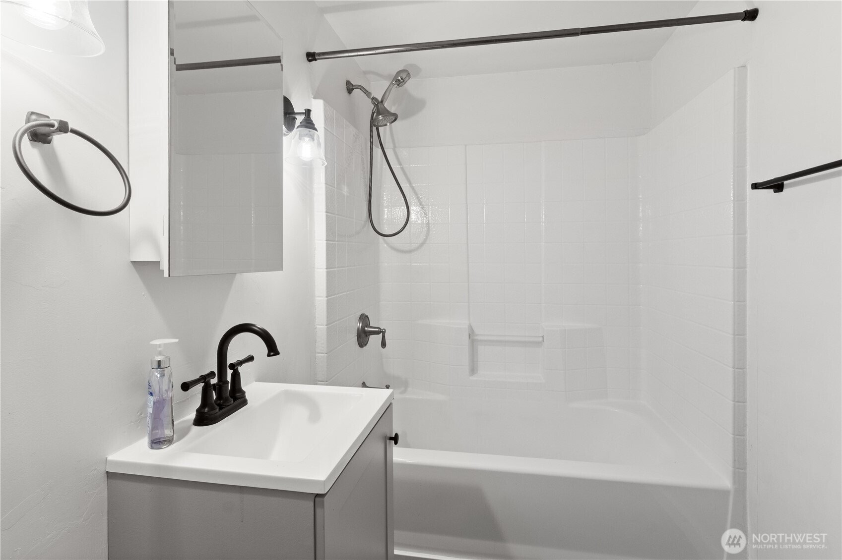 1014 B Street , Centralia, WA 98531