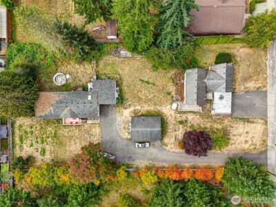 13041 & 13045 SE 208th Street , Kent, WA 98031 - Photo 2