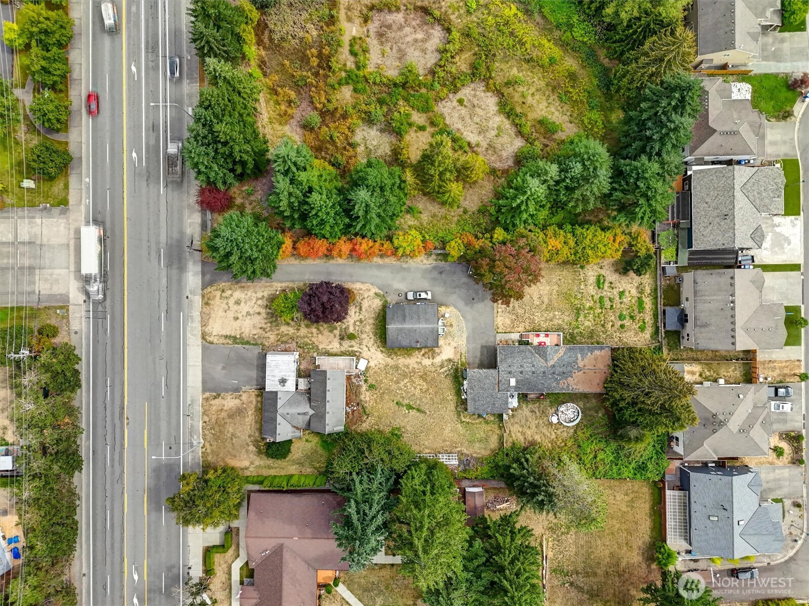 13041 & 13045 SE 208th Street , Kent, WA 98031