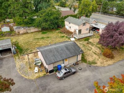 13041 & 13045 SE 208th Street , Kent, WA 98031 - Photo 24