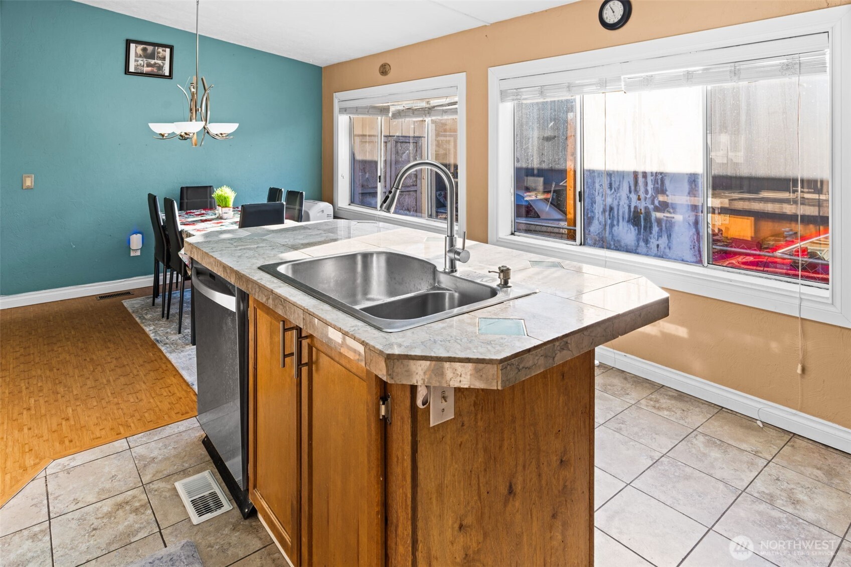 15410 SE 272nd Street ##16, Kent, WA 98042