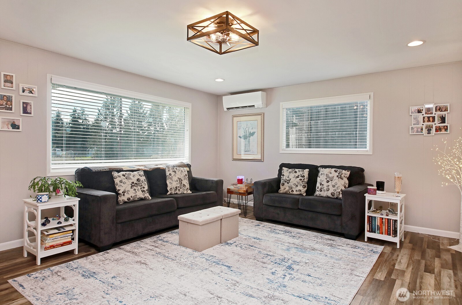 397 Lagoon Point Road , Greenbank, WA 98253