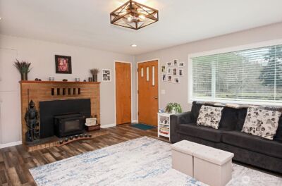 397 Lagoon Point Road , Greenbank, WA 98253 - Photo 9