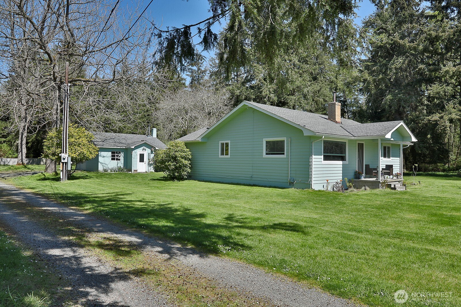 397 Lagoon Point Road , Greenbank, WA 98253