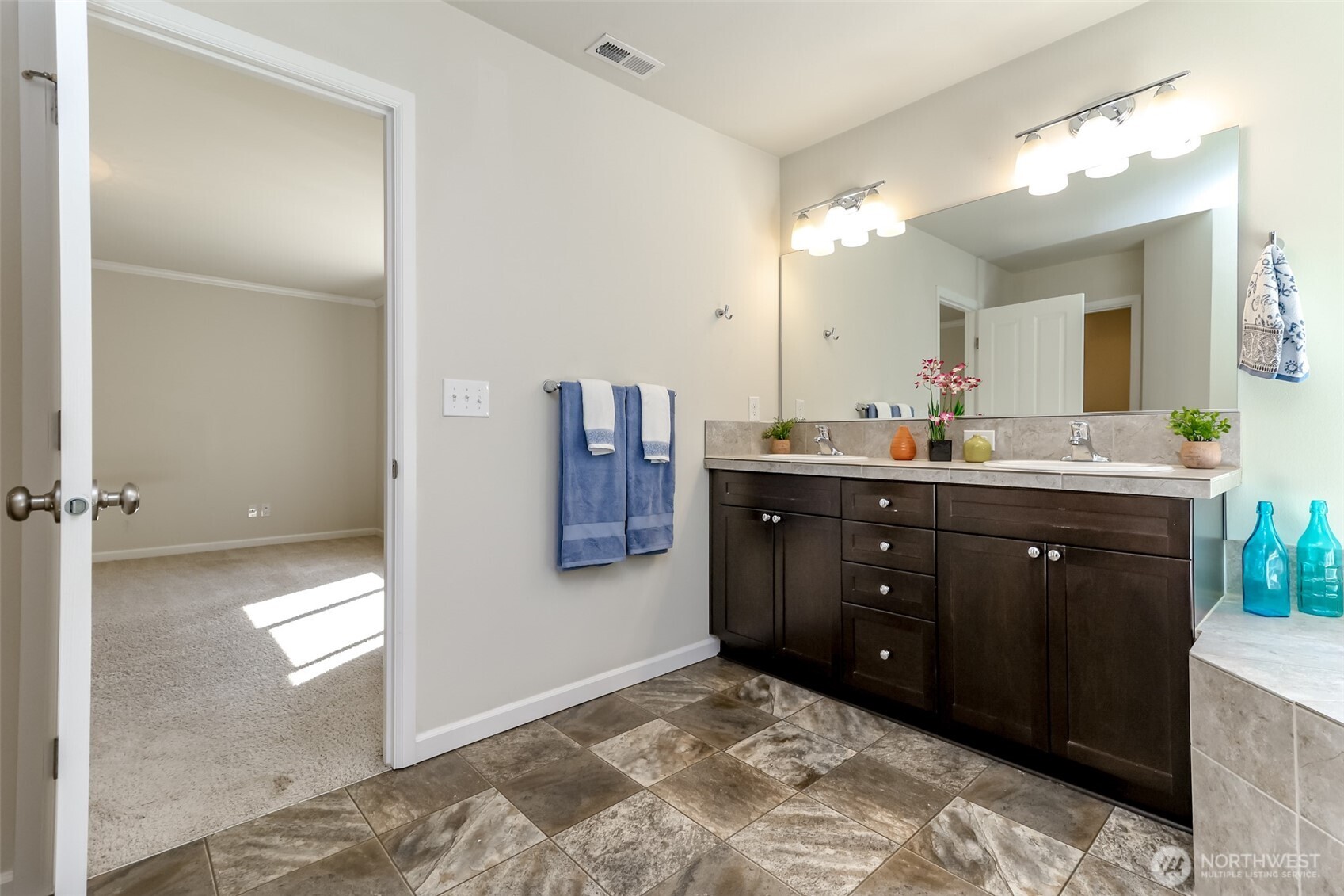 7824 165th Street Ct E, Puyallup, WA 98375