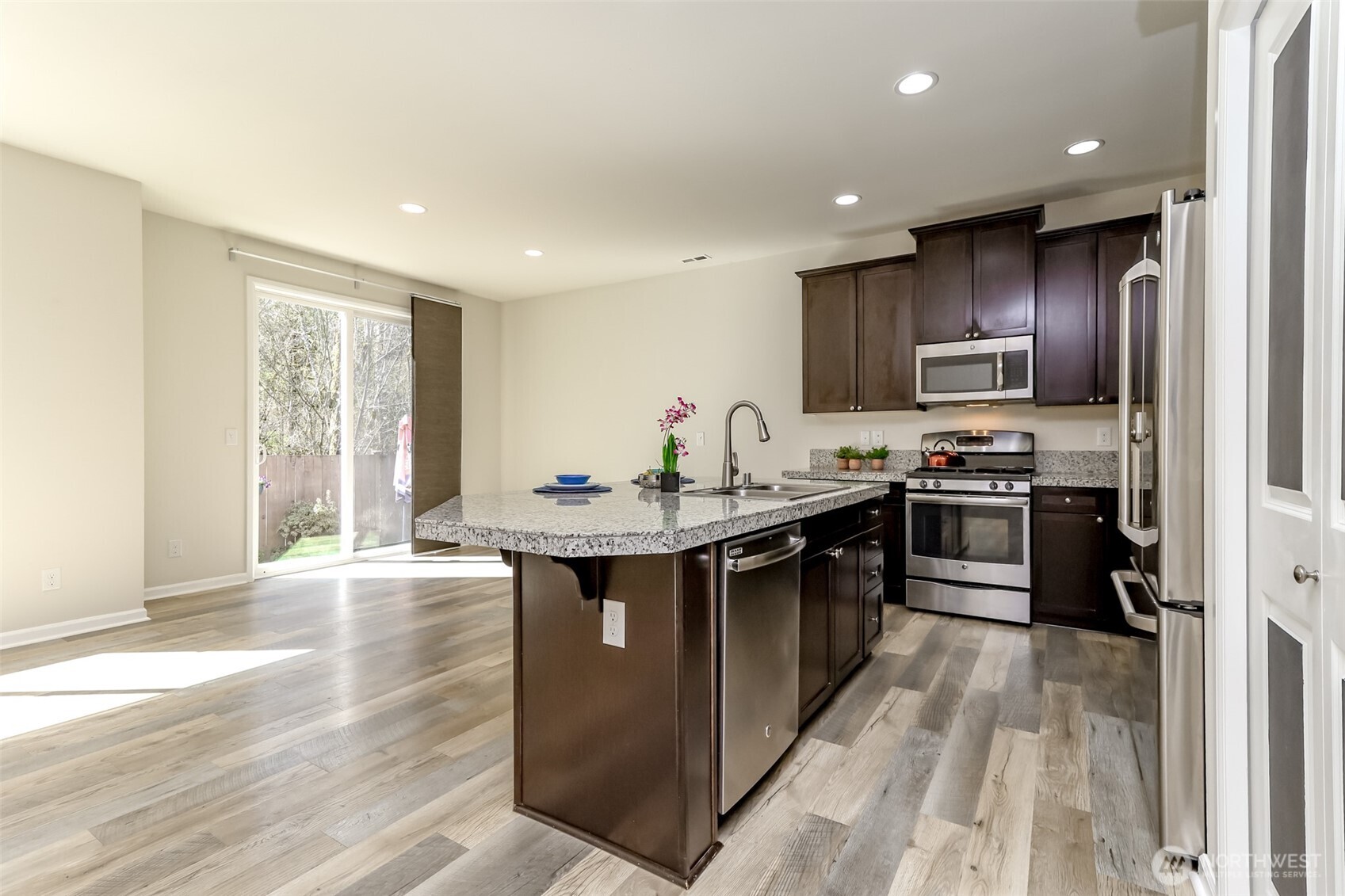 7824 165th Street Ct E, Puyallup, WA 98375