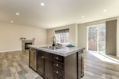 7824 165th Street Ct E, Puyallup, WA 98375 - Photo 10