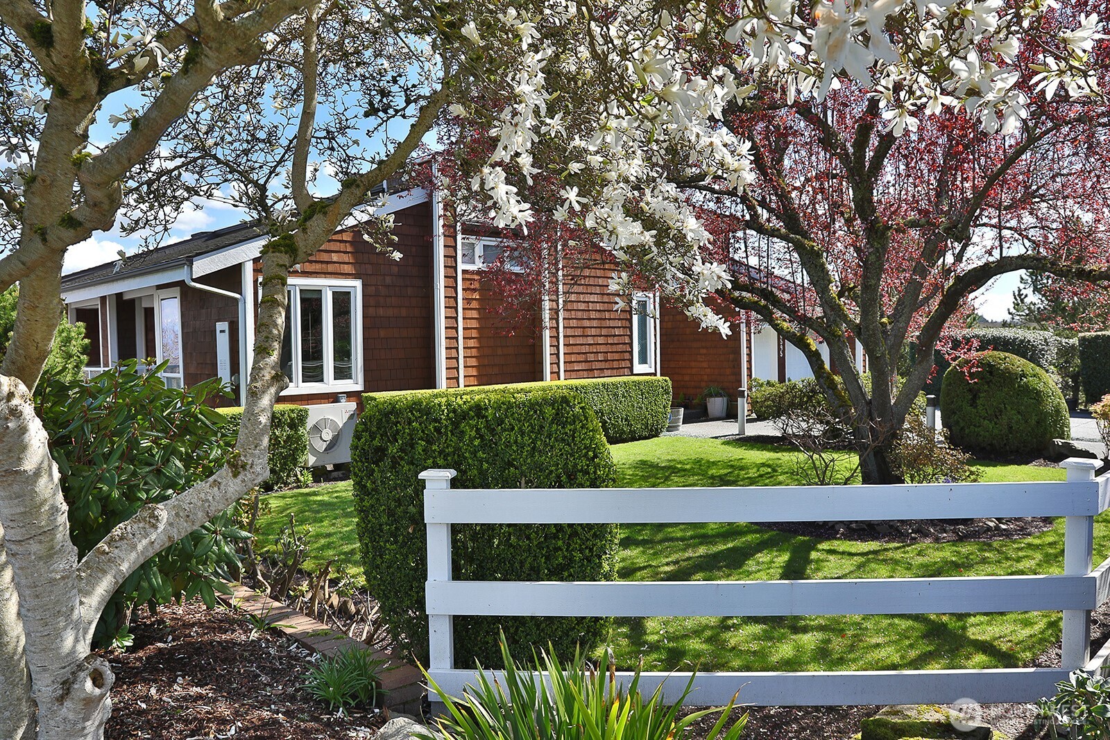 6595 Anderson Road , Clinton, WA 98236