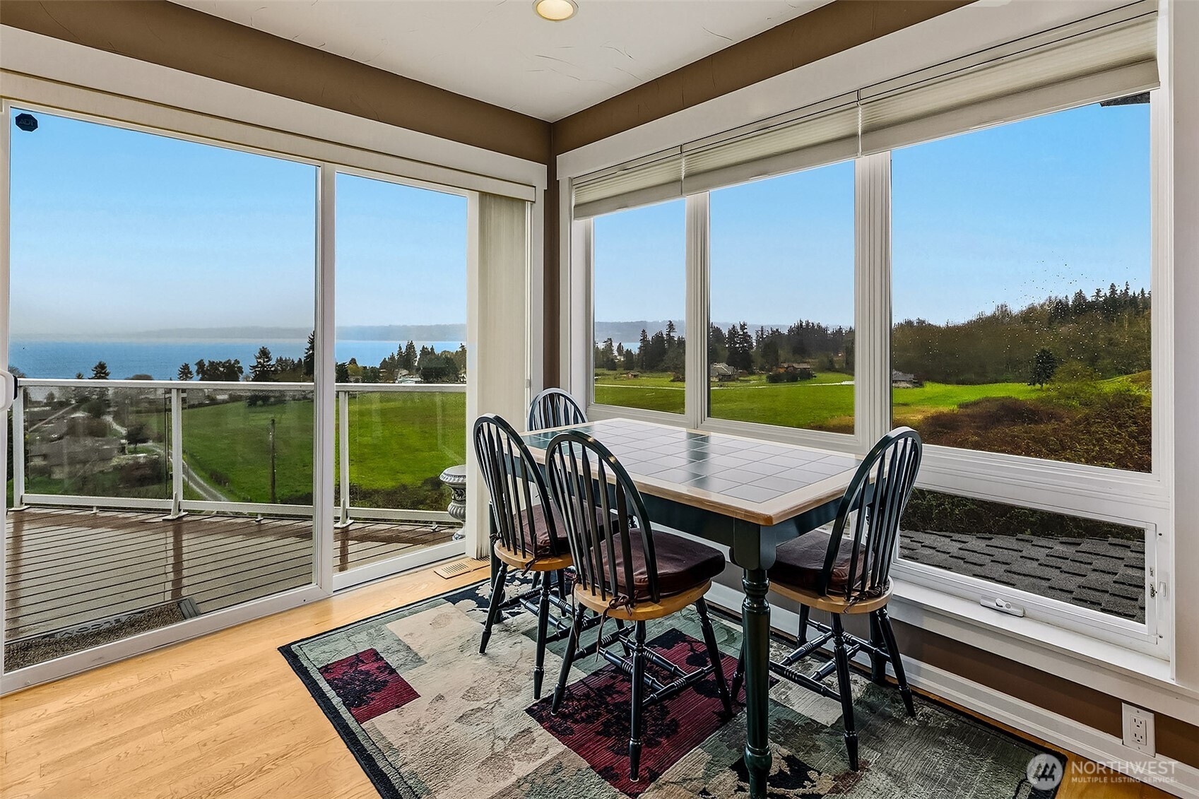 6595 Anderson Road , Clinton, WA 98236