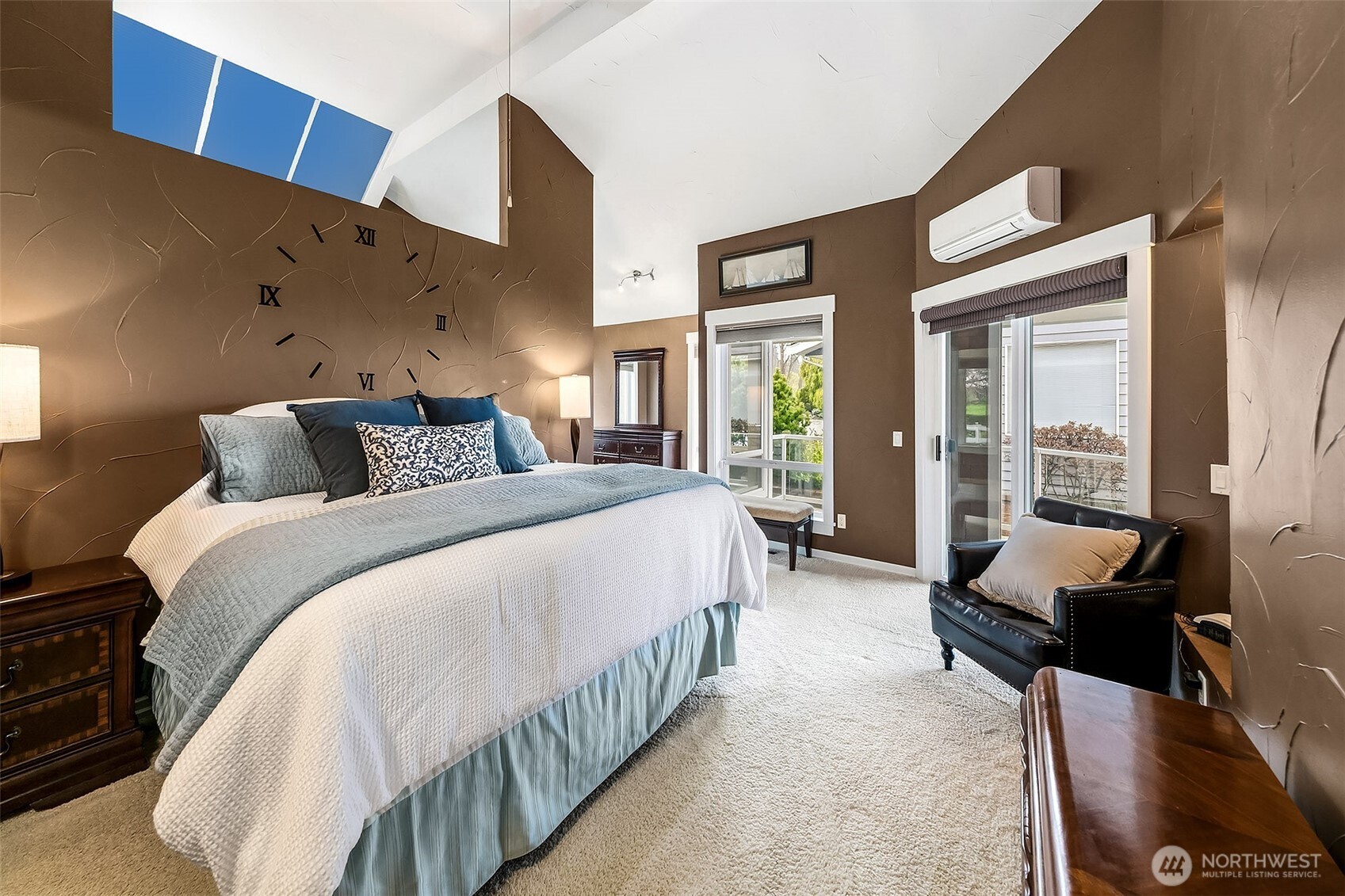 6595 Anderson Road , Clinton, WA 98236