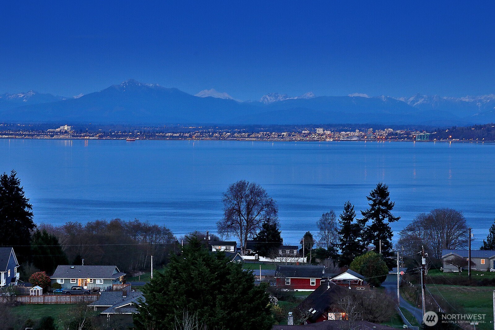 6595 Anderson Road , Clinton, WA 98236