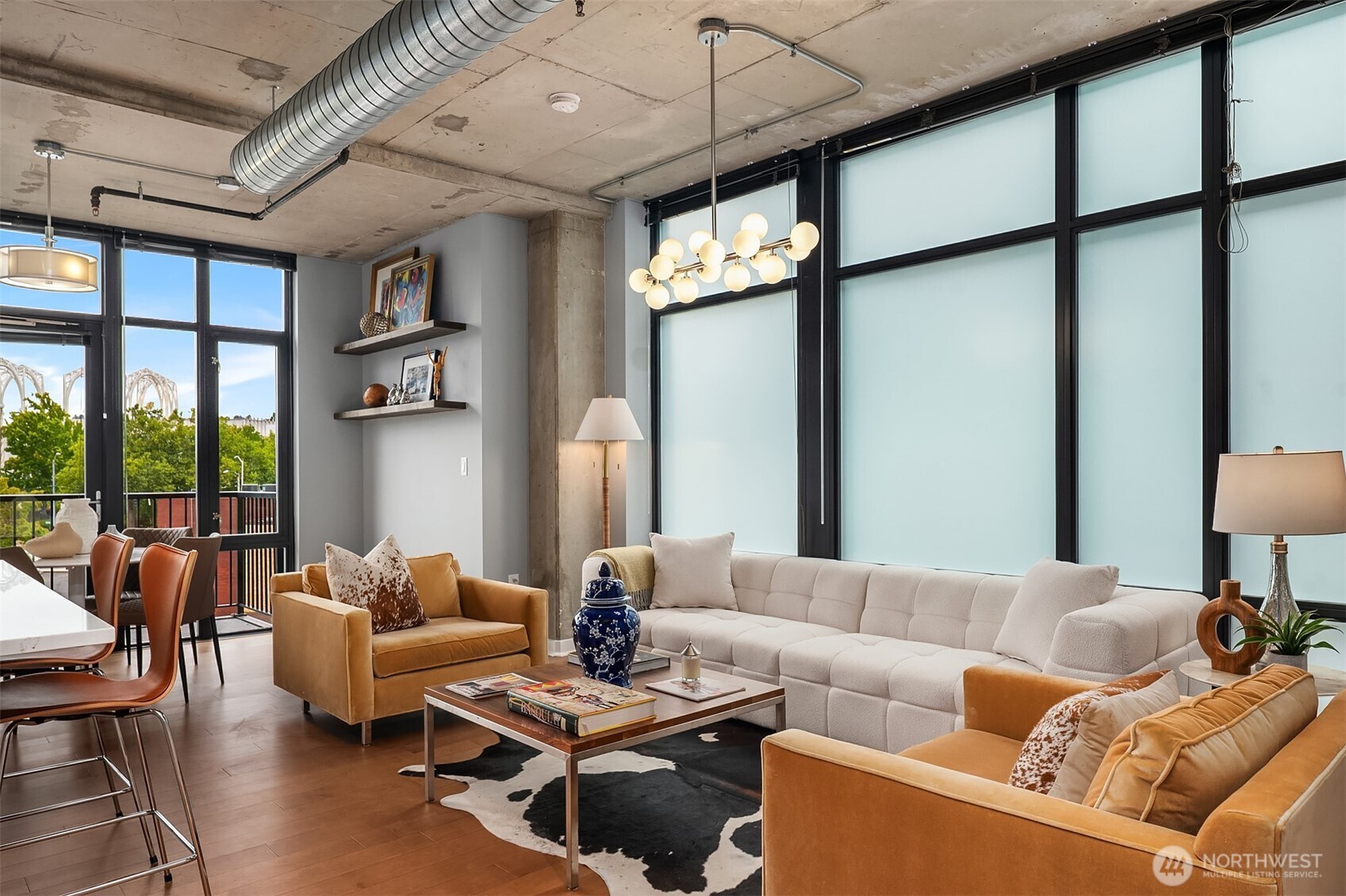 2720 3rd Avenue #405, Seattle, WA 98121