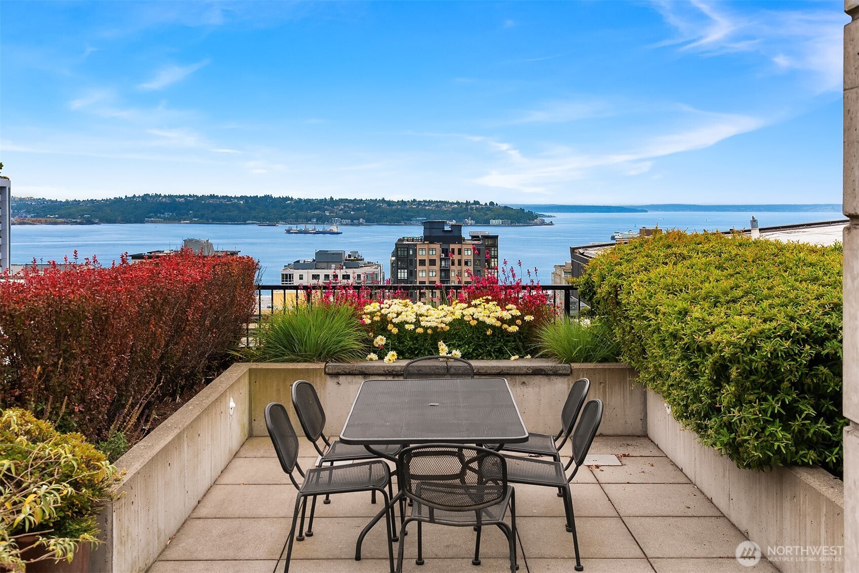 2720 3rd Avenue #405, Seattle, WA 98121